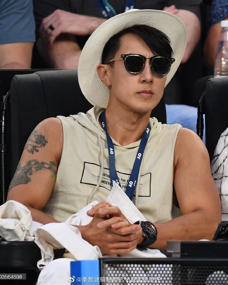 Body Ngô Tôn tuổi 43 vẫn quyến rũ, chuẩn như siêu mẫu-4