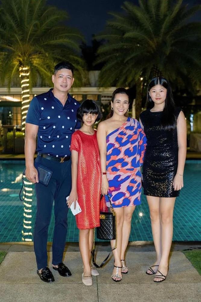 Con gái Bình Minh - Anh Thơ: chân dài giống bố, tiết kiệm giống mẹ-6