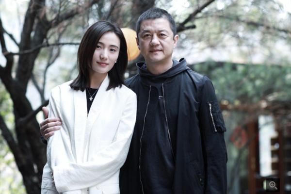 Vợ kém 19 tuổi của Lý Á Bằng ẵm con bỏ về quê-5