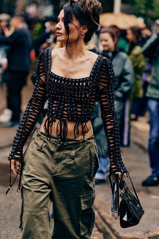 Bí quyết mặc trang phục len móc thật tinh tế-3