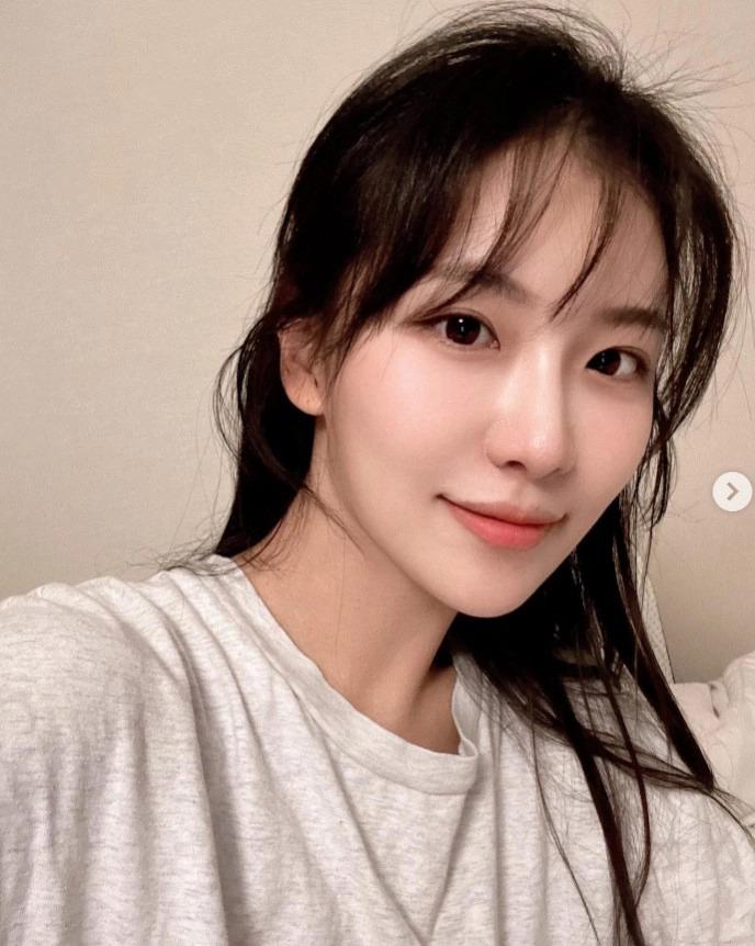 Bỏ túi những cách chăm sóc da giúp nhìn trẻ hơn tuổi-8