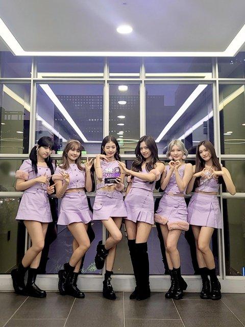 IVE xinh đến mấy vẫn bị cư dân mạng chê bai chỉ vì stylist phối đồ nhàm chán-2