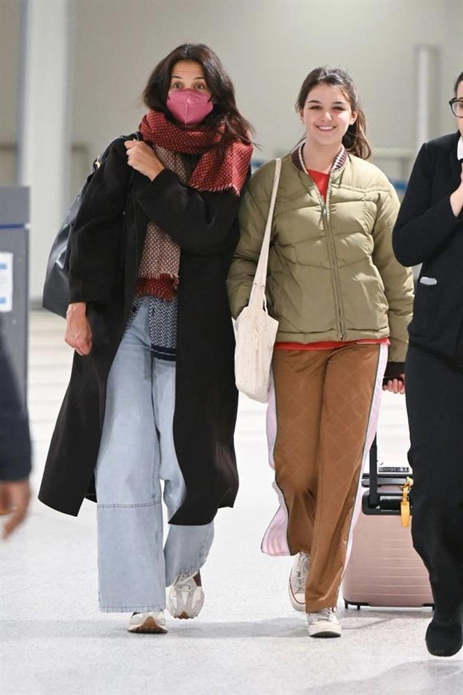 Tuổi 17 của con gái Tom Cruise: Xinh như hoa hậu, vào showbiz-5