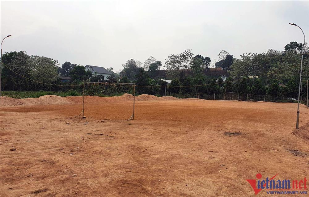 Nguyên nhân người đàn ông đánh liên tiếp vào đầu bé trai bạch tạng-1