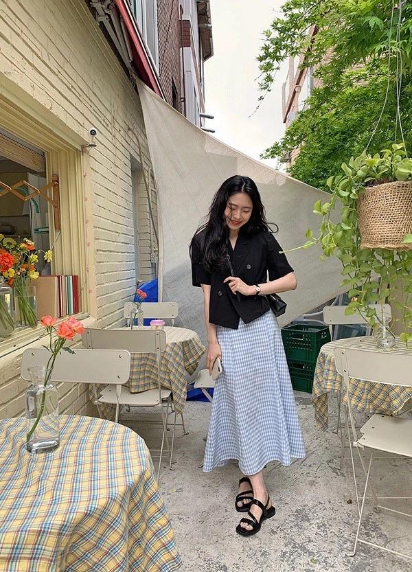 Kiểu áo công sở đáng sắm nhất cho mùa hè năm nay-6