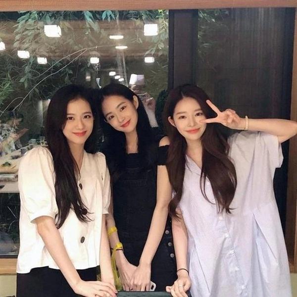 Dispatch đăng ảnh hẹn hò của Seungri ở Thái Lan-9