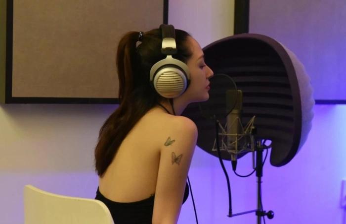 Bảo Anh khoe dáng hậu nghi vấn sinh con-1