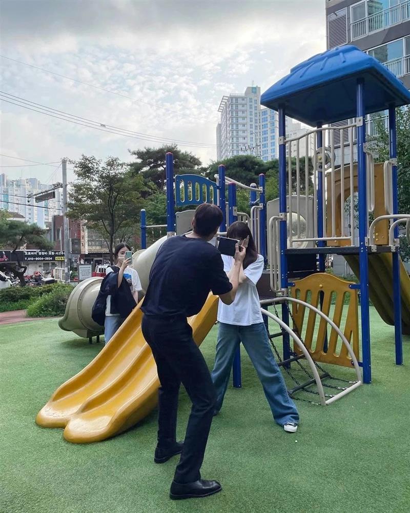 Ê-kíp cho rằng Lee Sung Kyung và mỹ nam Pinocchio 1m90 đang hẹn hò-2