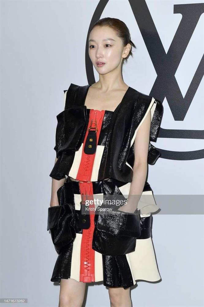 Phạm Băng Băng, Lưu Diệc Phi, Thái Từ Khôn chiếm sóng Tuần lễ thời trang-13