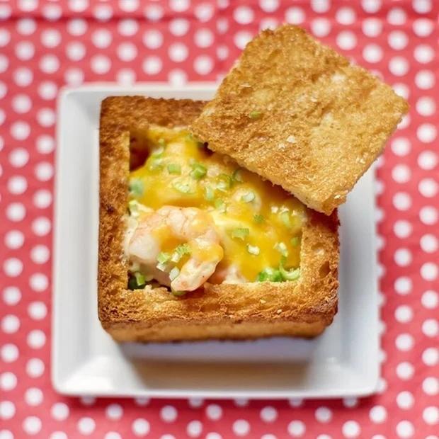 Bánh mì quan tài: Món Đài Loan có tên độc lạ hấp dẫn du khách thế giới-2