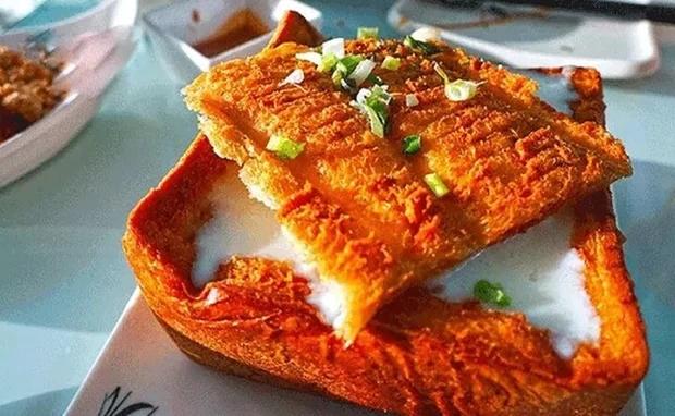 Bánh mì quan tài: Món Đài Loan có tên độc lạ hấp dẫn du khách thế giới-3