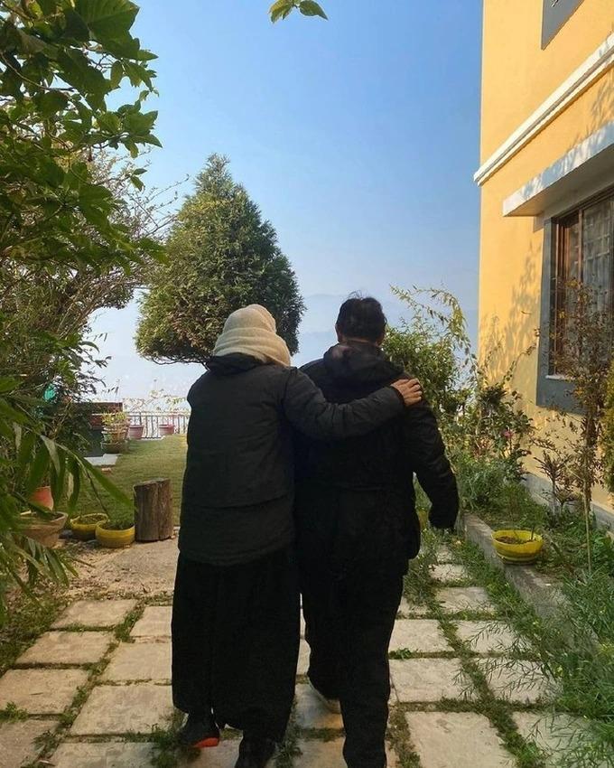 Hình ảnh hiếm ngôi sao võ thuật Lý Liên Kiệt bên gia đình-2