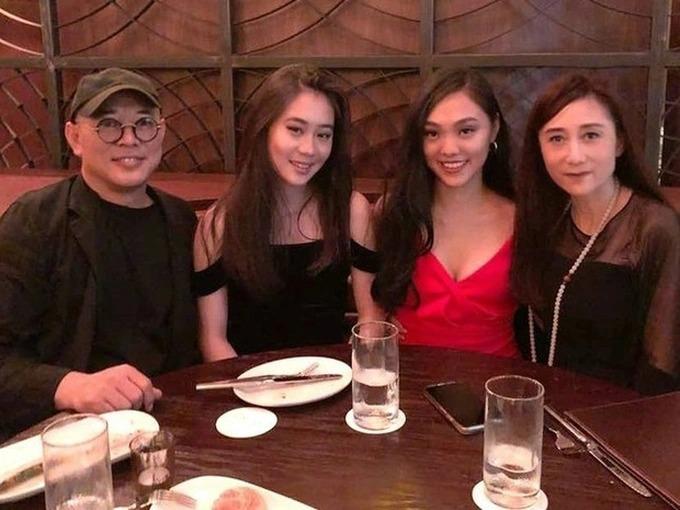 Hình ảnh hiếm ngôi sao võ thuật Lý Liên Kiệt bên gia đình-4