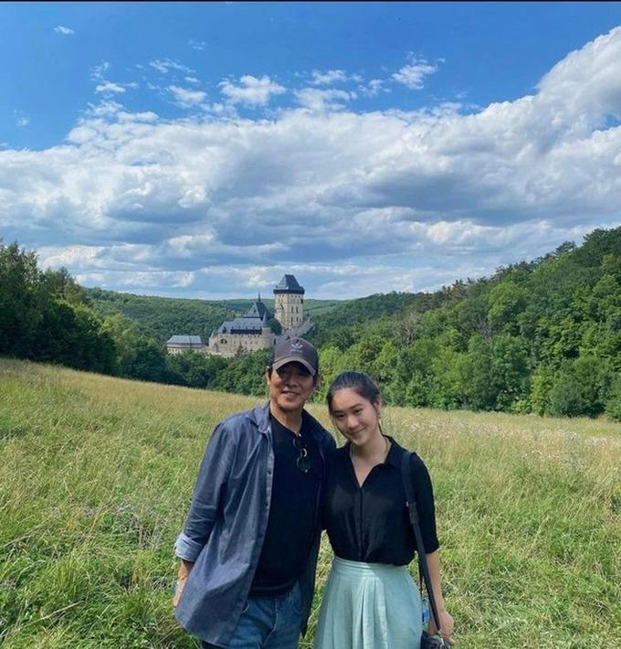 Hình ảnh hiếm ngôi sao võ thuật Lý Liên Kiệt bên gia đình-7