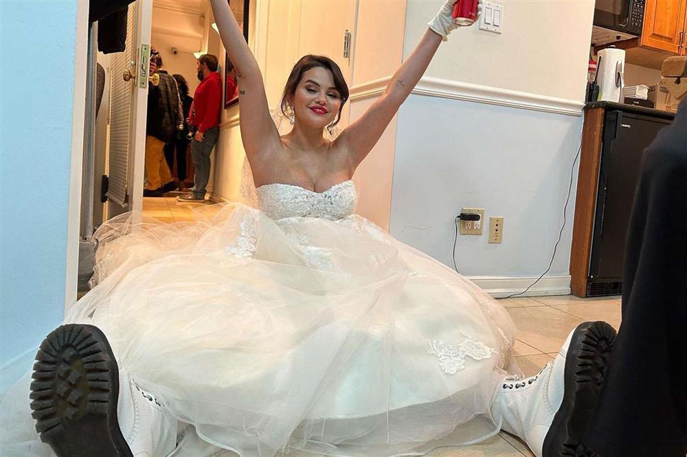 Hơn 13 triệu người like ảnh cô dâu hot nhất mạng xã hội-2