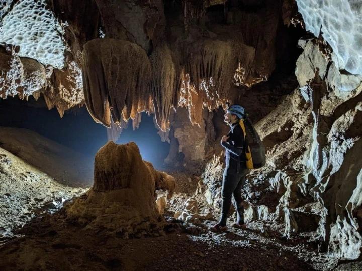 Phát hiện hang động nguyên sơ dài hơn 3,3km ở Quảng Bình-2