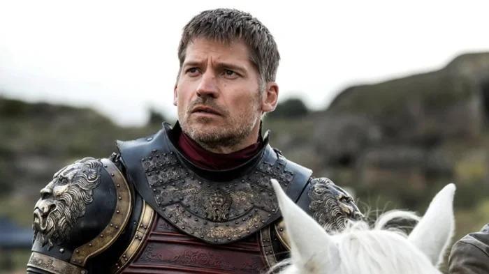 Bắt gặp ngôi sao Game of Thrones lái xe máy trên đường phố Việt Nam-3