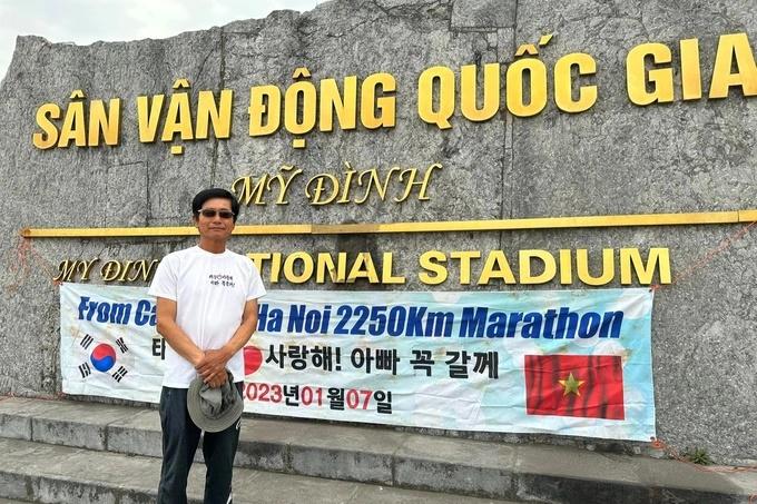Lý do xúc động khiến người đàn ông Hàn Quốc 55 tuổi chạy một vòng Việt Nam-5