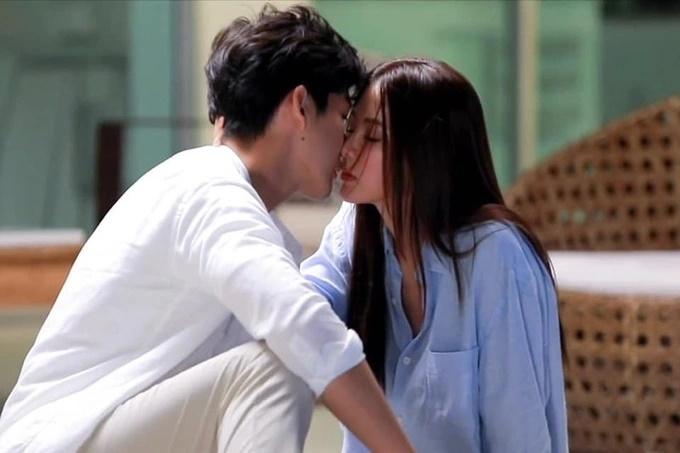 Chồng ngoại tình, tôi sốc nặng phát hiện danh tính bồ nhí-1