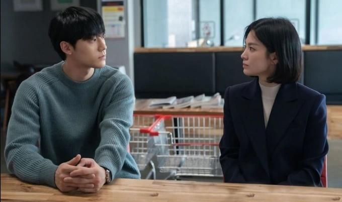 Điều chưa biết về tình trẻ của Song Hye Kyo trong The Glory-2