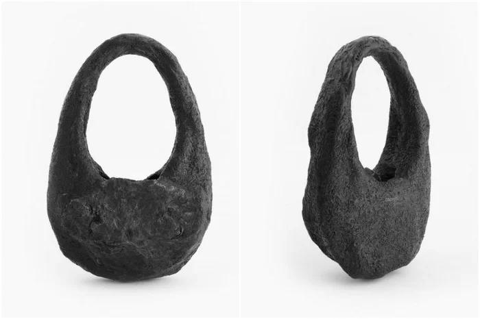 Cục đá đen nhìn giống đồ bỏ đi có giá gần 1 tỷ đồng-1