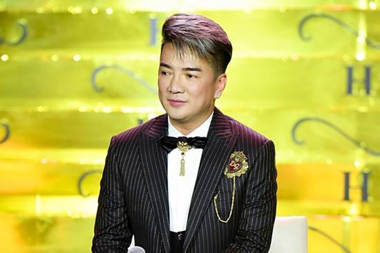 Đàm Vĩnh Hưng có gì để tự xưng là ông hoàng?