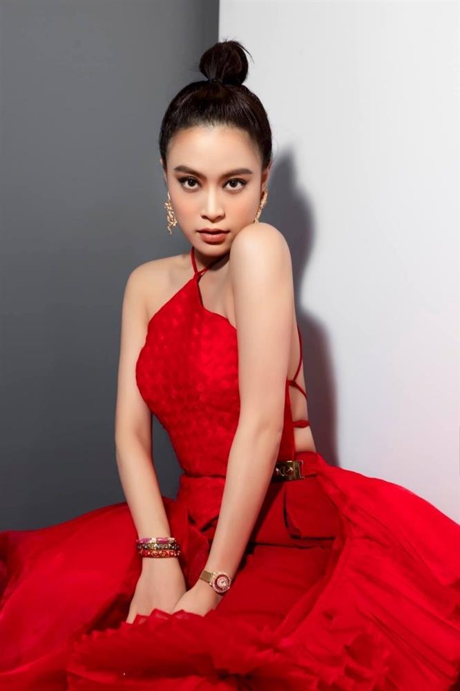 See Tình của Hoàng Thùy Linh làm náo loạn đám cưới tại Trung Quốc-2