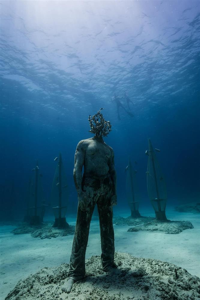 Choáng ngợp vẻ đẹp bảo tàng dưới nước đầu tiên trên thế giới-2