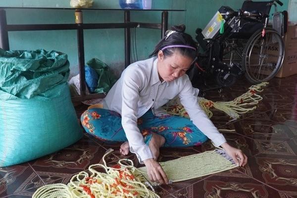 Chuyện tình của cặp đôi chồng luôn khuyên vợ đi lấy chồng mới-5