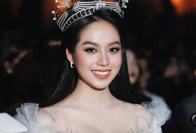 Hoa hậu Huỳnh Thanh Thủy bị nghi phẫu thuật thẩm mỹ-1
