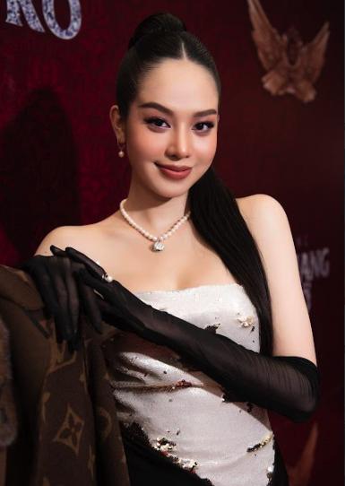 Hoa hậu Huỳnh Thanh Thủy bị nghi phẫu thuật thẩm mỹ-2