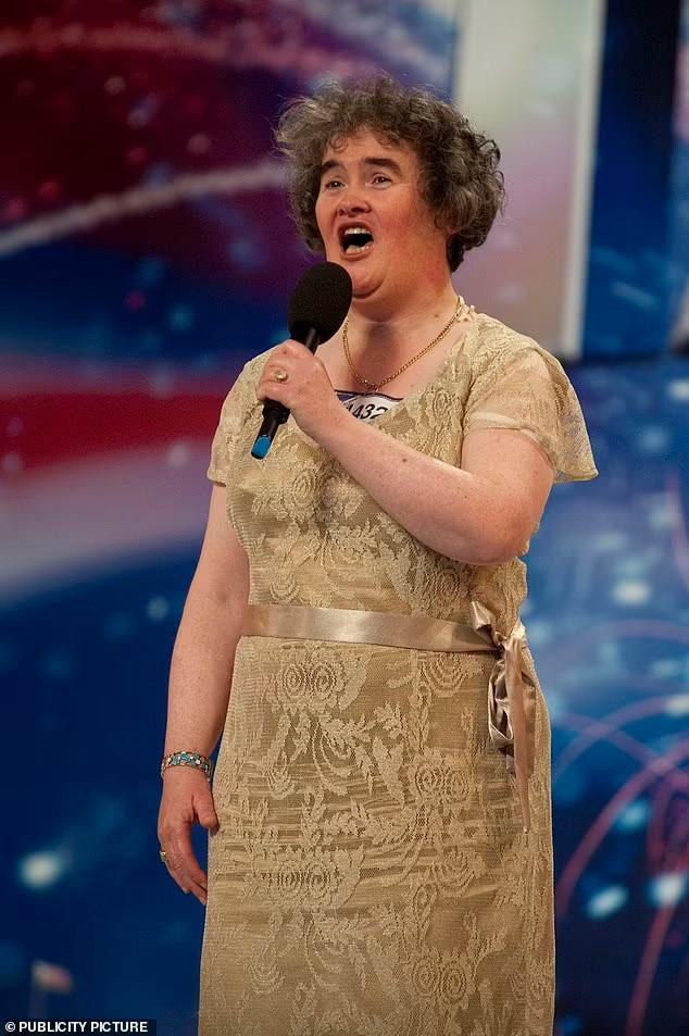 Lần hiếm hoi Susan Boyle lộ diện sau 14 năm gây bão trên truyền hình-2
