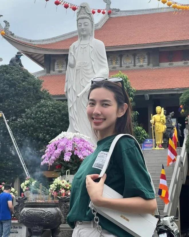 Duyên nợ đụng hàng giữa Hoa hậu Thanh Thủy và Hoa hậu Thùy Tiên-6