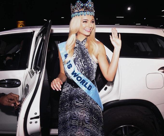 Ngoại hình búp bê sống của mỹ nhân là Hoa hậu của các hoa hậu năm 2021-6