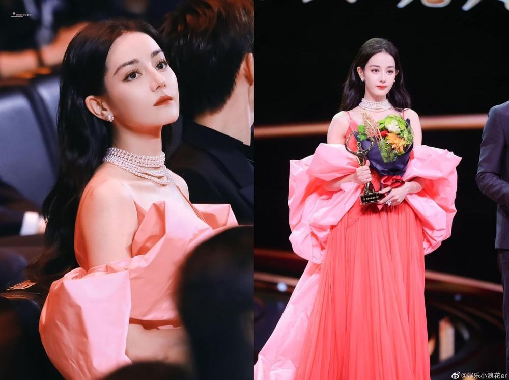 Đêm hội Weibo: Nhiệt Ba đẹp tựa công chúa, Dương Mịch tám một rổ meme-1