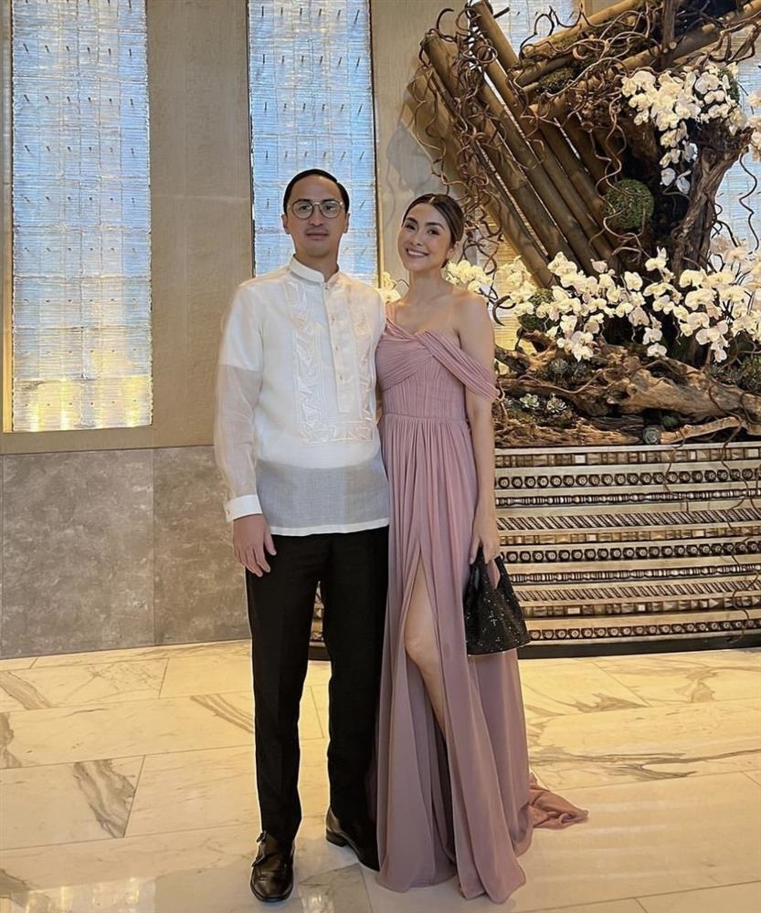 Tăng Thanh Hà dự tiệc cưới: Diện váy dạ hội hay áo dài đều xuất sắc!-2