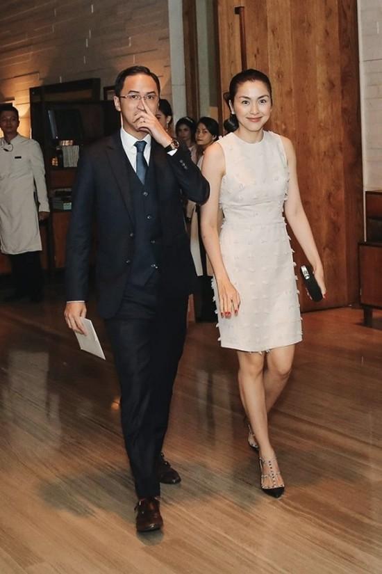 Tăng Thanh Hà dự tiệc cưới: Diện váy dạ hội hay áo dài đều xuất sắc!-7