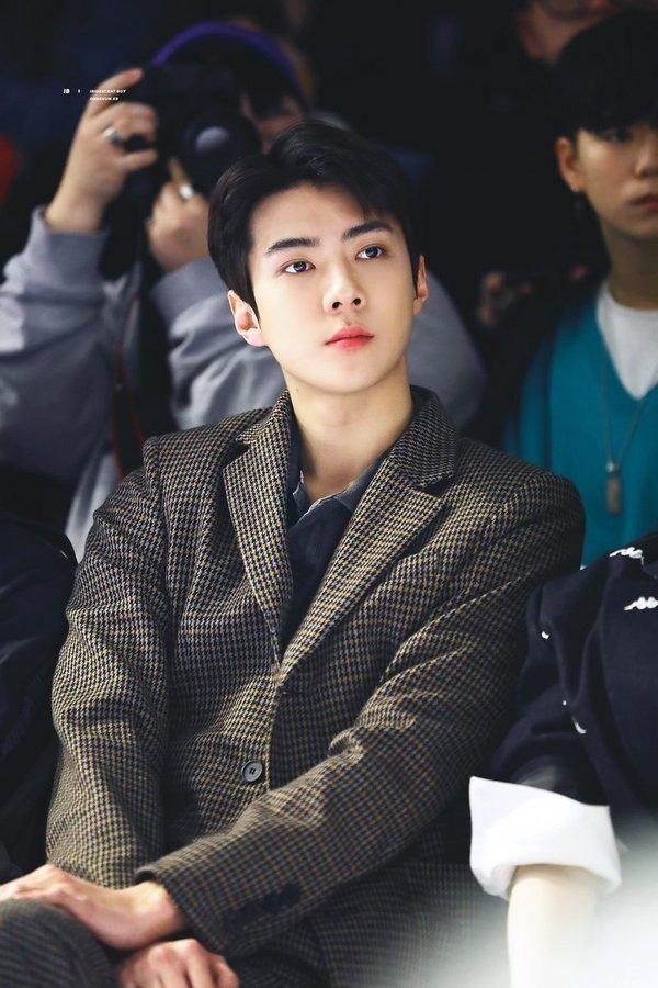 Công ty phủ nhận tin đồn Sehun đang hẹn hò và sắp lên chức bố-1