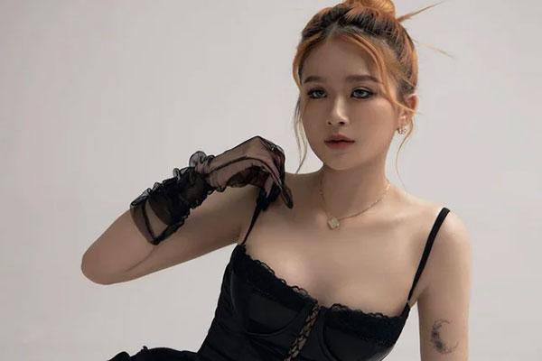 Bắt gặp Chao ở trung tâm thương mại, điều gì khiến dân mạng thốt lên cô đơn quá?-8