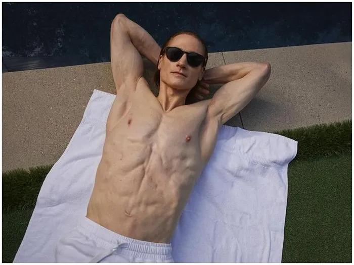 Tỷ phú chi 46 tỷ đồng để trẻ như trai 18 với kết quả không ngờ-5