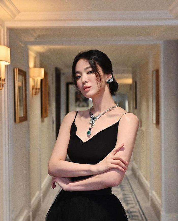 Đằng sau cảnh bán khỏa thân trong nhà tắm của Song Hye Kyo-1