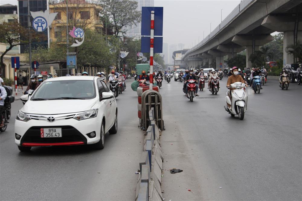 Cảnh nghịch lý trên đường Nguyễn Trãi sau 7 tháng thí điểm phân làn-2