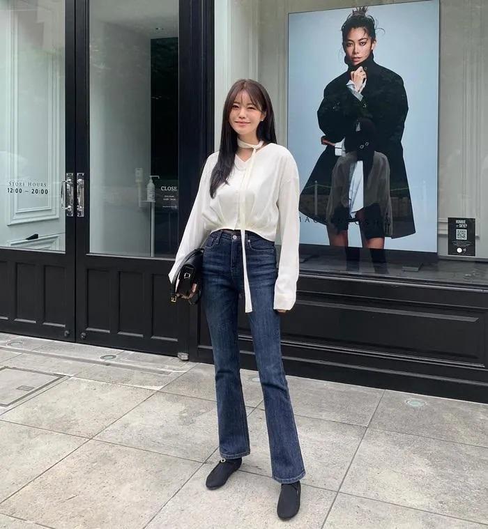 10 cách diện áo blouse trắng đơn giản mà sành điệu-4