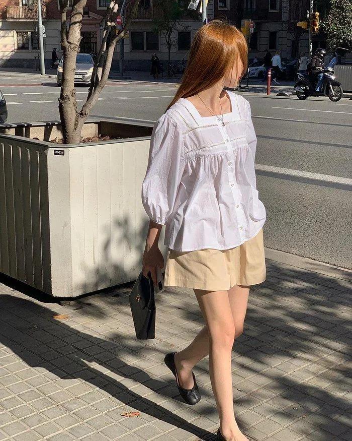 10 cách diện áo blouse trắng đơn giản mà sành điệu-9