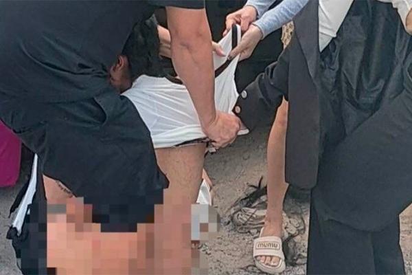 Vụ cô gái bị cắt tóc, lột đồ giữa đường ở Bình Dương: Tạm giữ 3 mẹ con-2