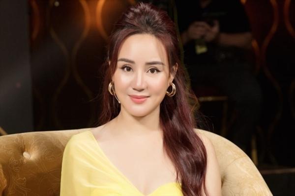 Vy Oanh bất ngờ khóa các tài khoản, biến mất khỏi mạng xã hội-2