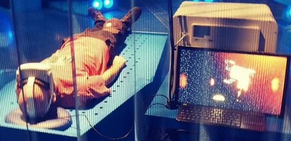 Trải nghiệm cảm giác rời khỏi thế giới bằng công nghệ thực tế ảo-1