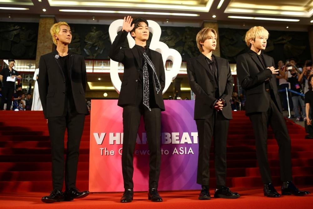 Vì sao nhóm nhạc WINNER được mệnh danh con rể Việt Nam?-1