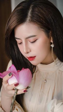 Nhan sắc ngọt ngào của hot girl 9x Nguyễn Hoàng Mai Ly