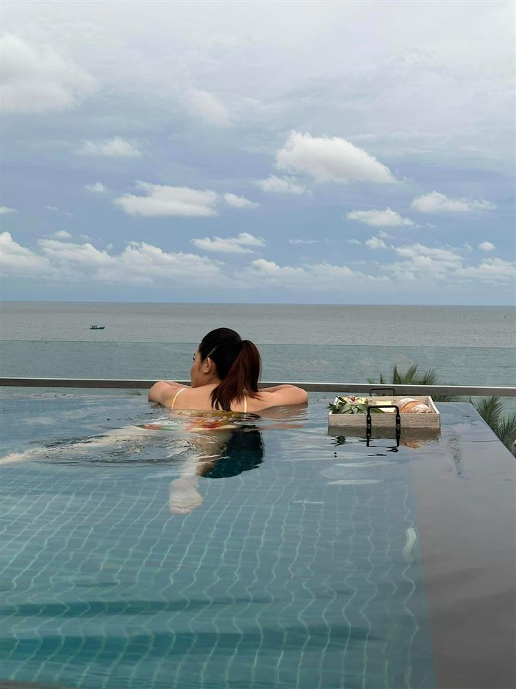 Cảnh tắm lộ thiên của Cát Tường bị cắt bỏ có bằng Lan Ngọc và Anh Tú?-4